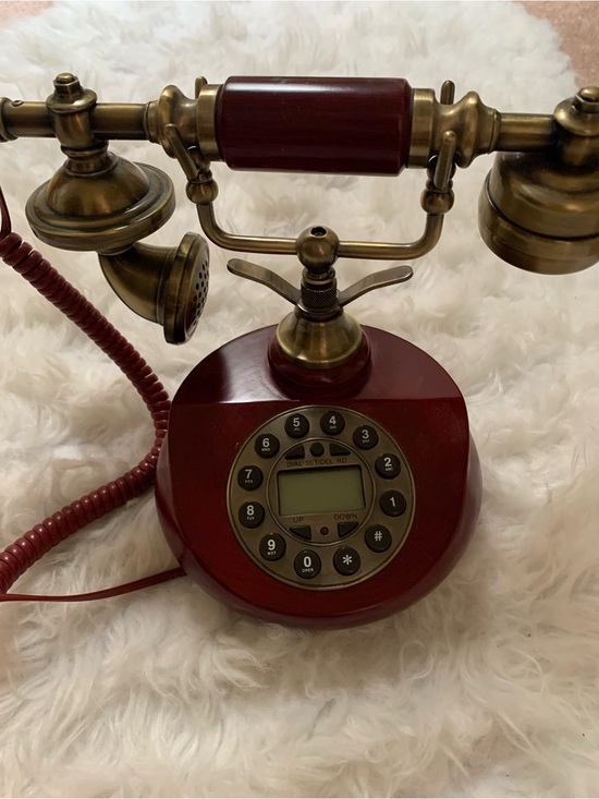 Other - Red Retro Telephone Base — Hornig Years Model HY-01665